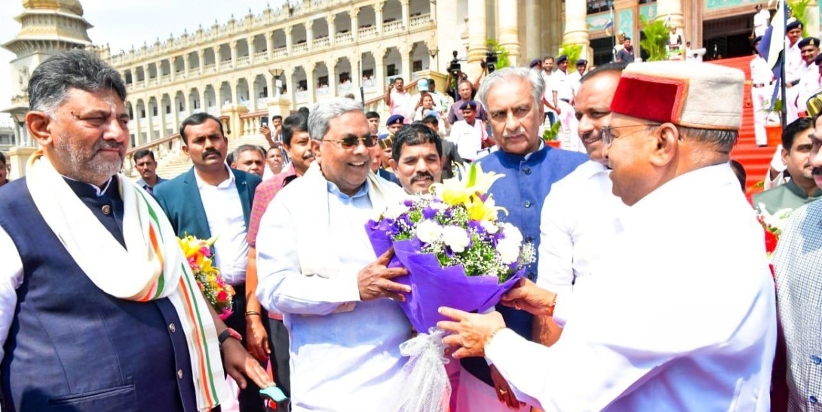 Governor Thaawarchand Gehlot with CM Siddaramaiah and DyCM DK Shivakumar