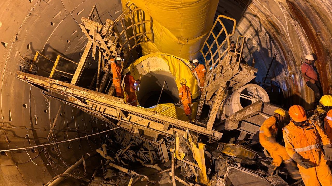 Ongoing rescue operations at the SLBC tunnel. (Supplied)