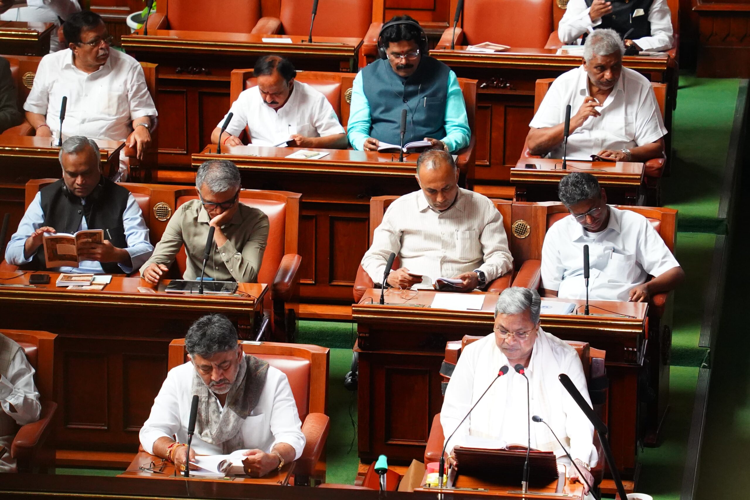 Karnataka Chief Minister Siddaramaiah presenting the Budget 2025-26 in the state legislative Assembly on Friday, 7 March.