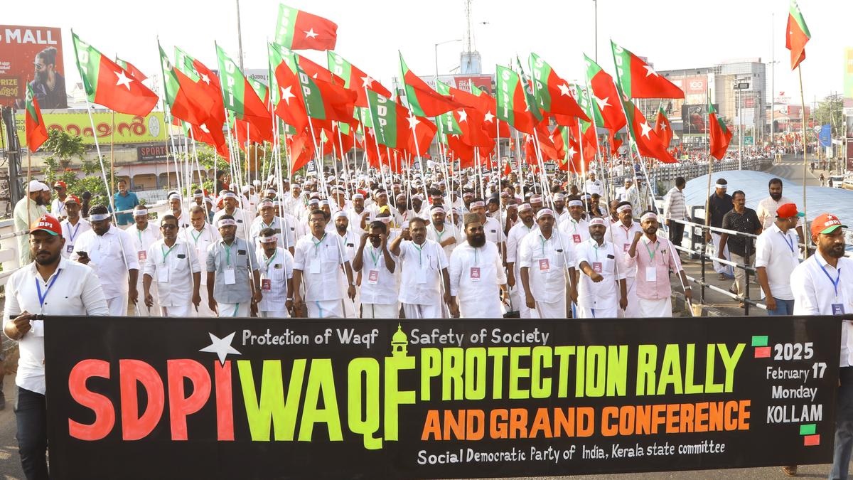 Waqf protection rally held in Kollam.