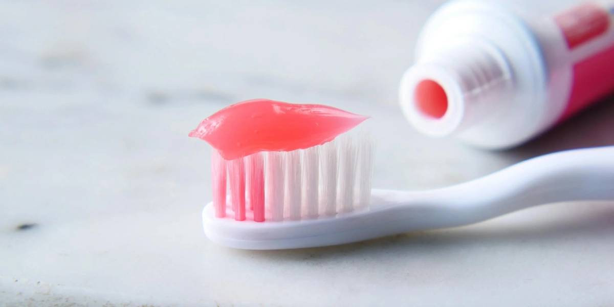 Toothpaste campaign stokes fluoride fears, sparks backlash from health experts