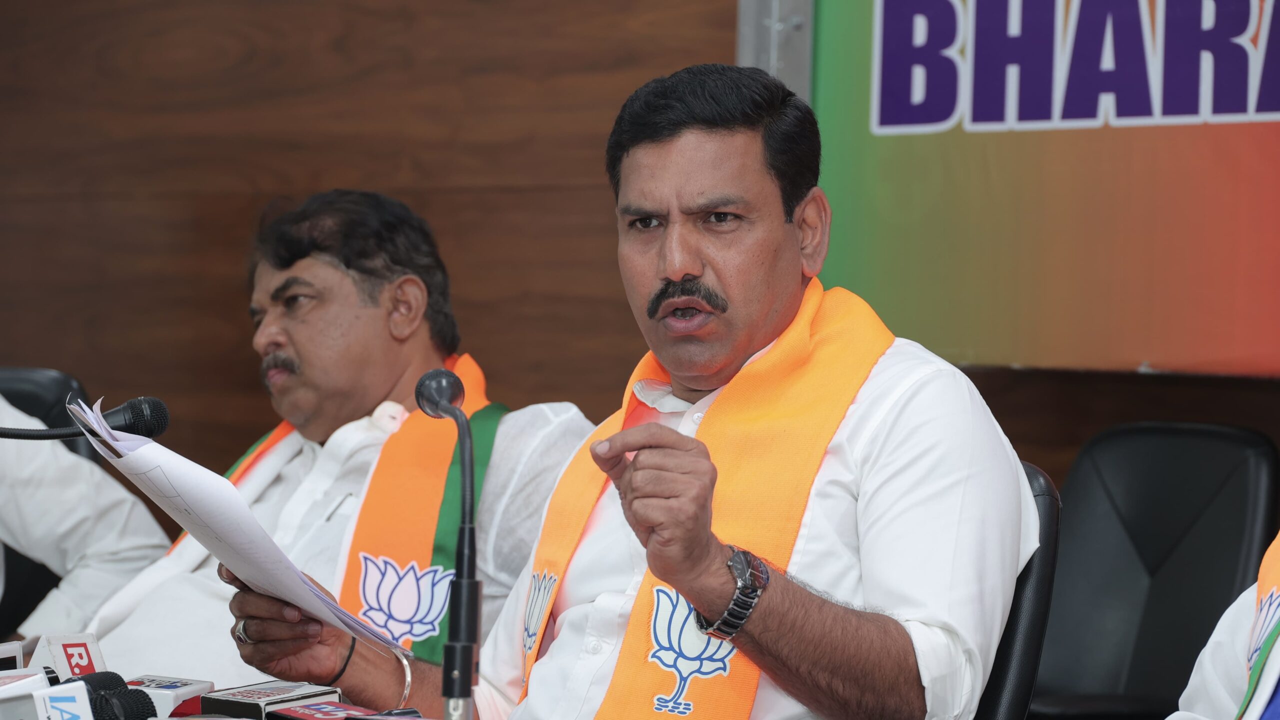 Dharmasthala case: BJP throws its weight behind Dharmadhikari, Congress leaders follow suit