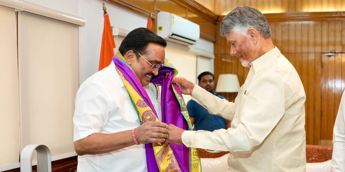 Andhra Pradesh CM Chandrababu Naidu meets Union Minister CR Paatil