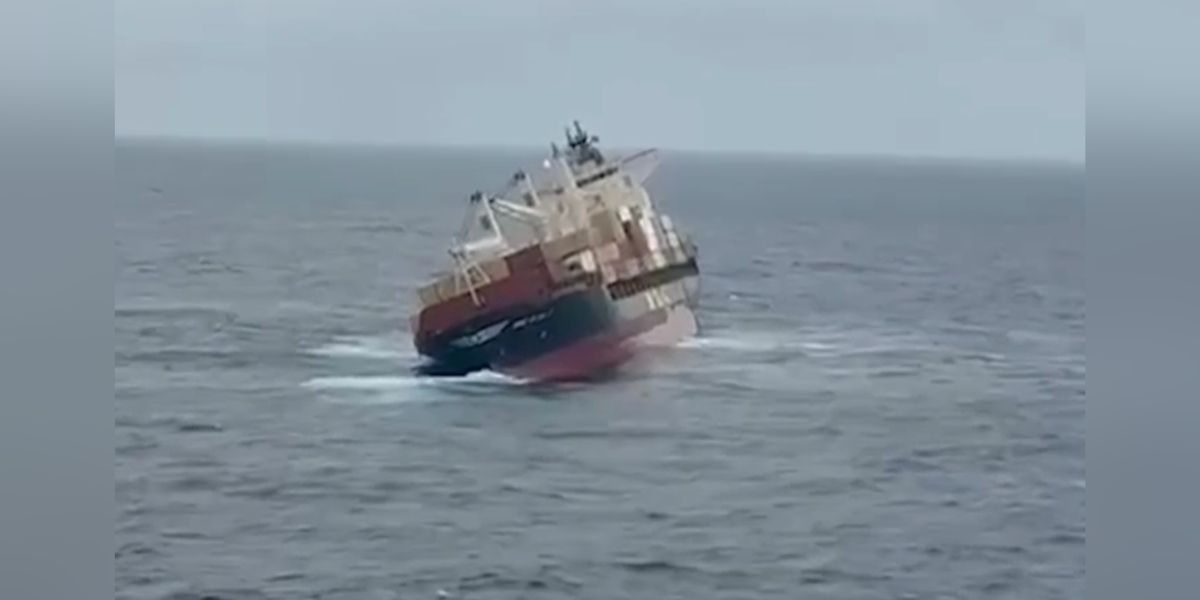 MSC ELSA 3 sinking.