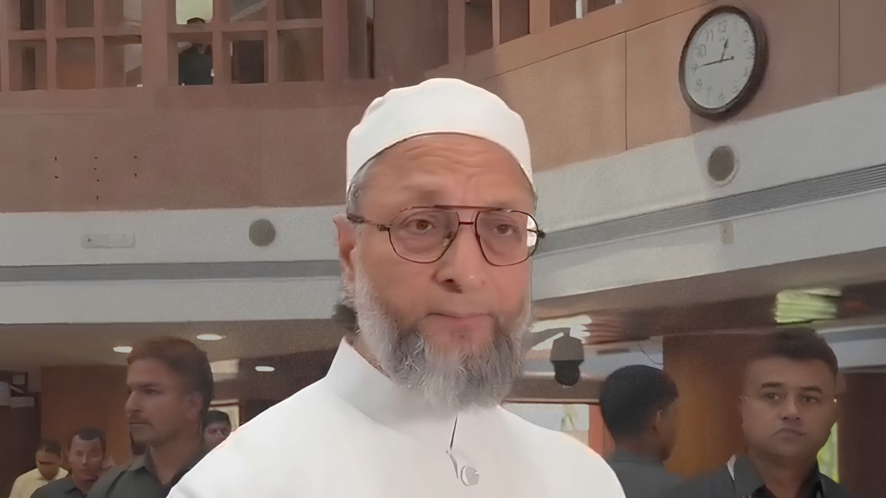 All India Majlis-e-Ittehadul Muslimeen President and Hyderabad MP Asaduddin Owaisi.