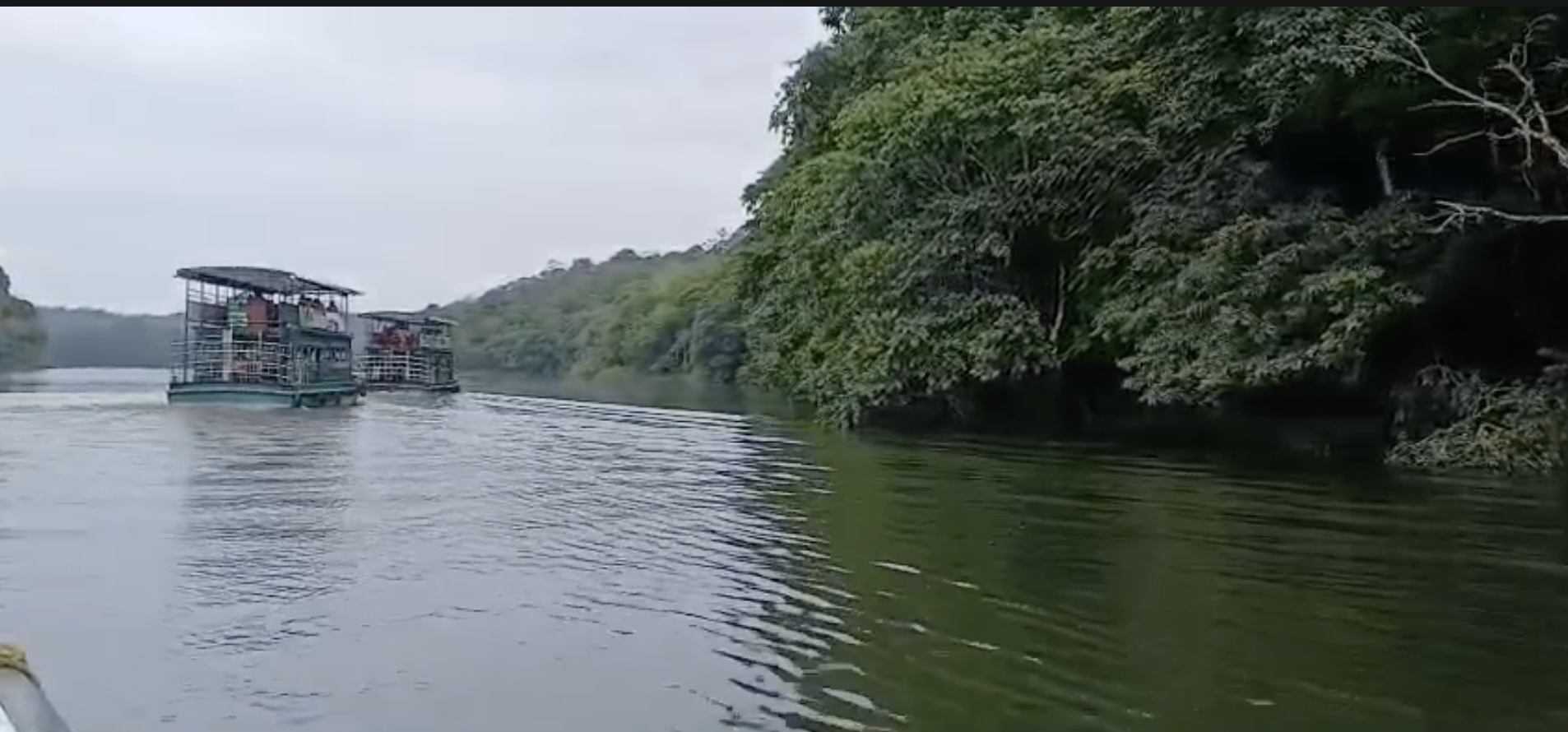 Tamil Nadu opens 13 shutters of Mullaperiyar dam amid rising water levels