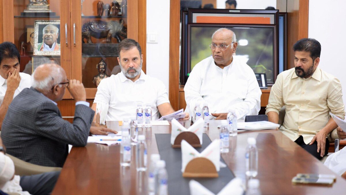 Chief Minister Revanth Reddy with Mallikarjun Kharge and Rahul Gandhi
