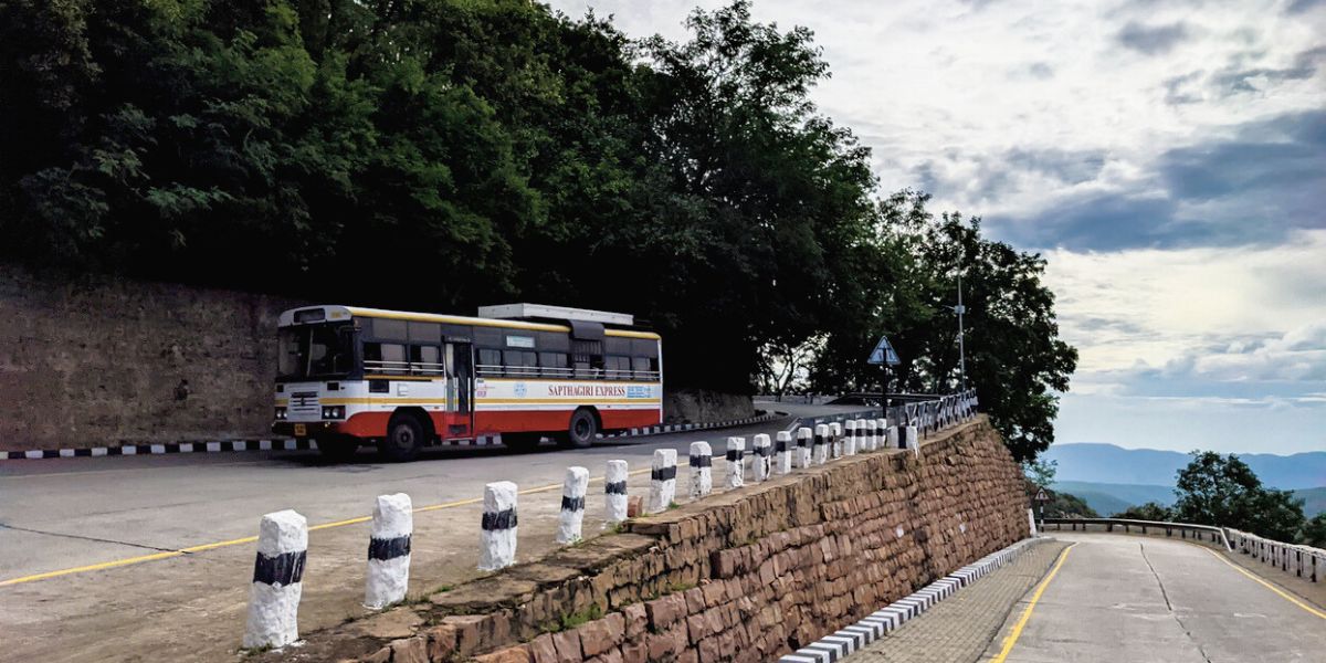 An APSRTC bus