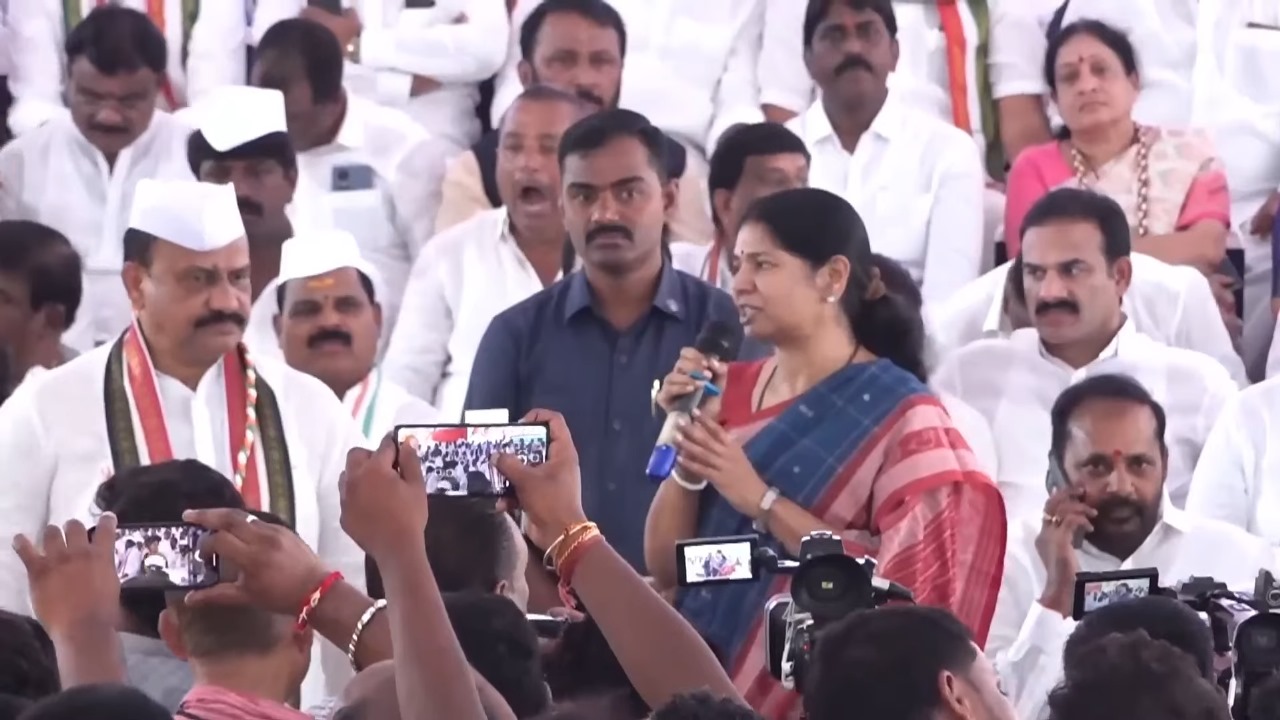 DMK MP addressing the dharna at Jantar Mantar in New Delhi on Wednesday, 6 August.