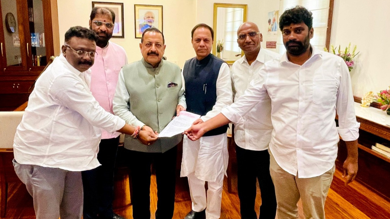 BRS leaders meeting Union Minister Jitendra Singh. Credit: https://x.com/BRSparty