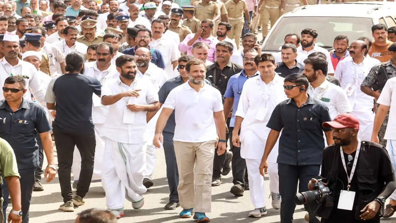 VT Balram (in dhoti) with Rahul Gandhi during the Bharat Jodo Yatra. (File pic)