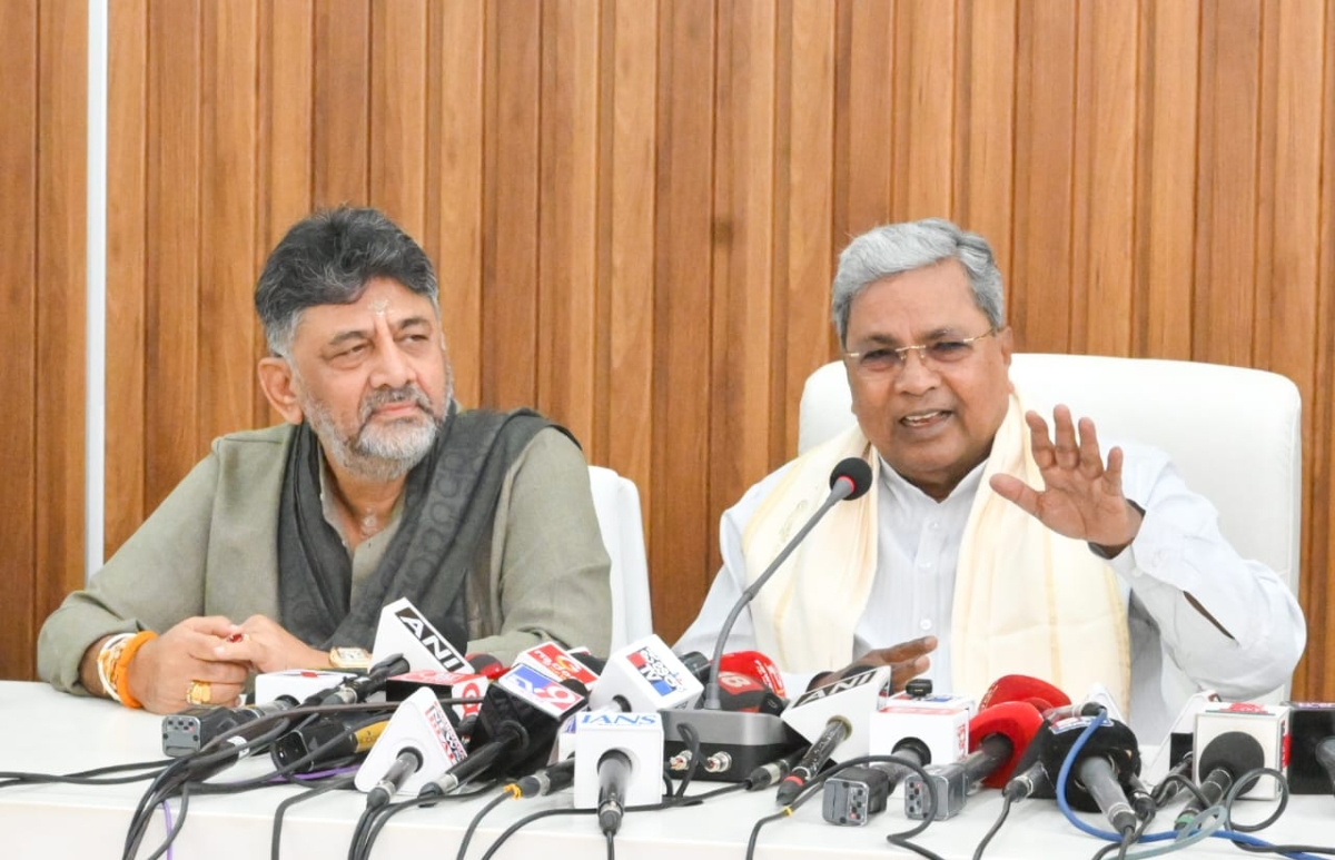 CM Siddaramaiah and Dy CM DK Shivakumar after the Breakfast meeting