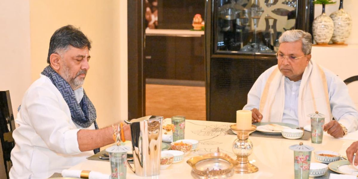 DK Shivakumar and Siddaramaiah had a breakfast meeting at the former's residence.