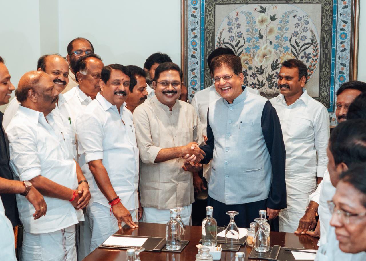TTV Dhinakaran rejoined NDA in the presence of Union Minister Piyush Goyal. Credit: x.com/PiyushGoyal