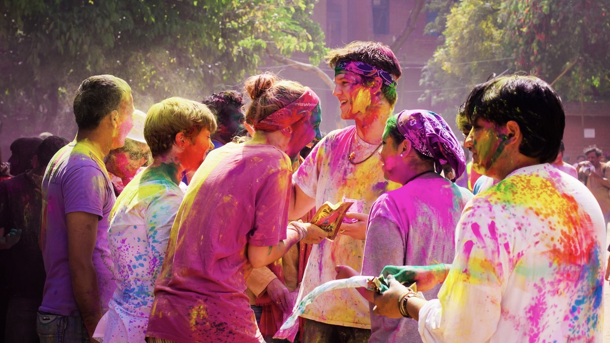 Holi fun without the burn: Easy care tips to protect your skin and eyes