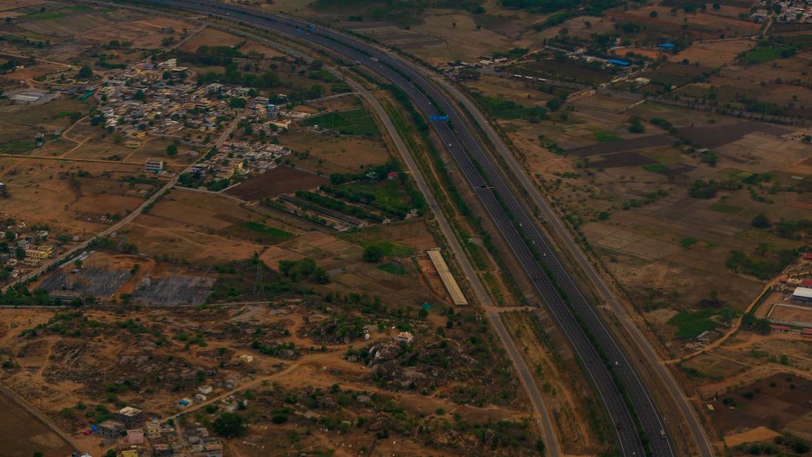 Aerial view of a Hyderabad road. (iStock)