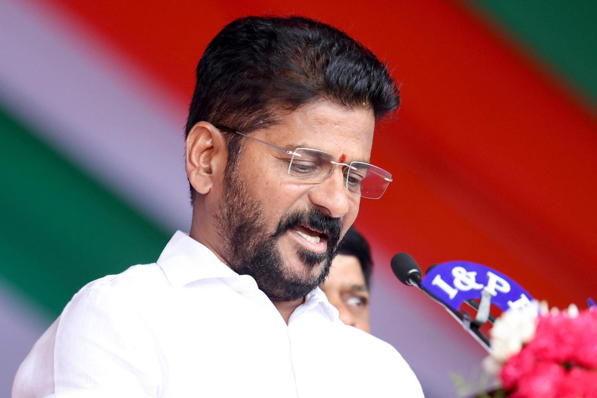 Revanth Reddy orders inquiry into alleged encroachment of government land by KCR family