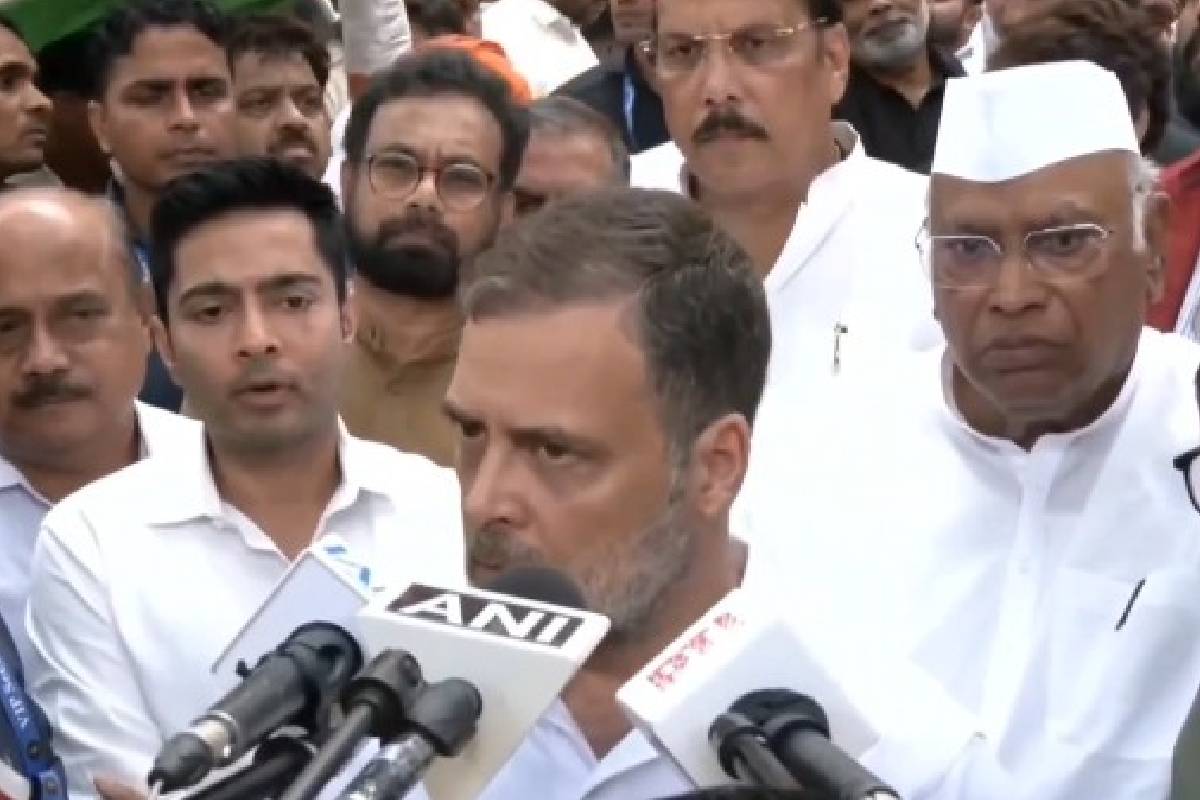 INDIA bloc protest