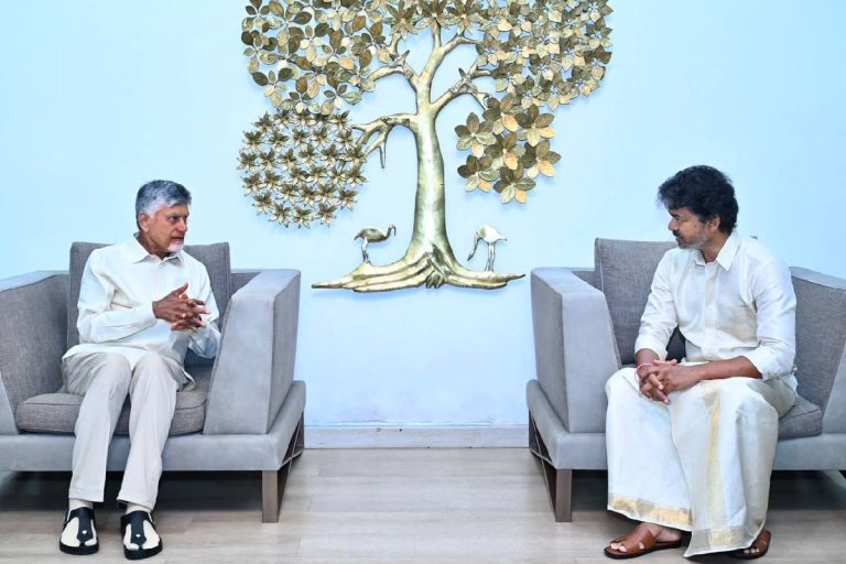 TN CM Vijay meets Andhra counterpart Chandrababu Naidu, discusses Krishna River water-sharing
