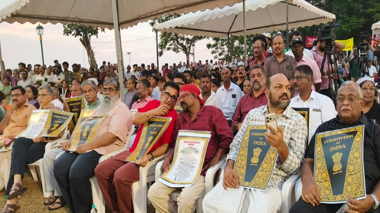 R. Rajagopal, Murukan Kattakkada and P. Rajeev, along with other prominent personalities