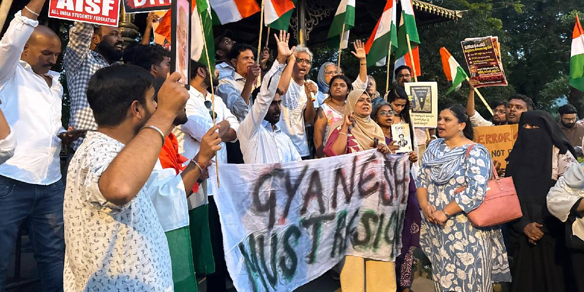 ‘This is our Jantar Mantar’: Hyderabad forms human chain against SIR, demands CEC Gyanesh Kumar’s resignation