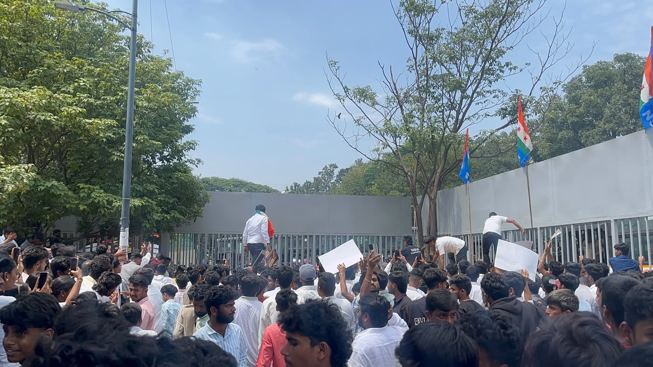 ‘Struggle will continue till Gyanesh Kumar’s arrest’: NSUI students throng Bengaluru’s Freedom Park, demand accountability